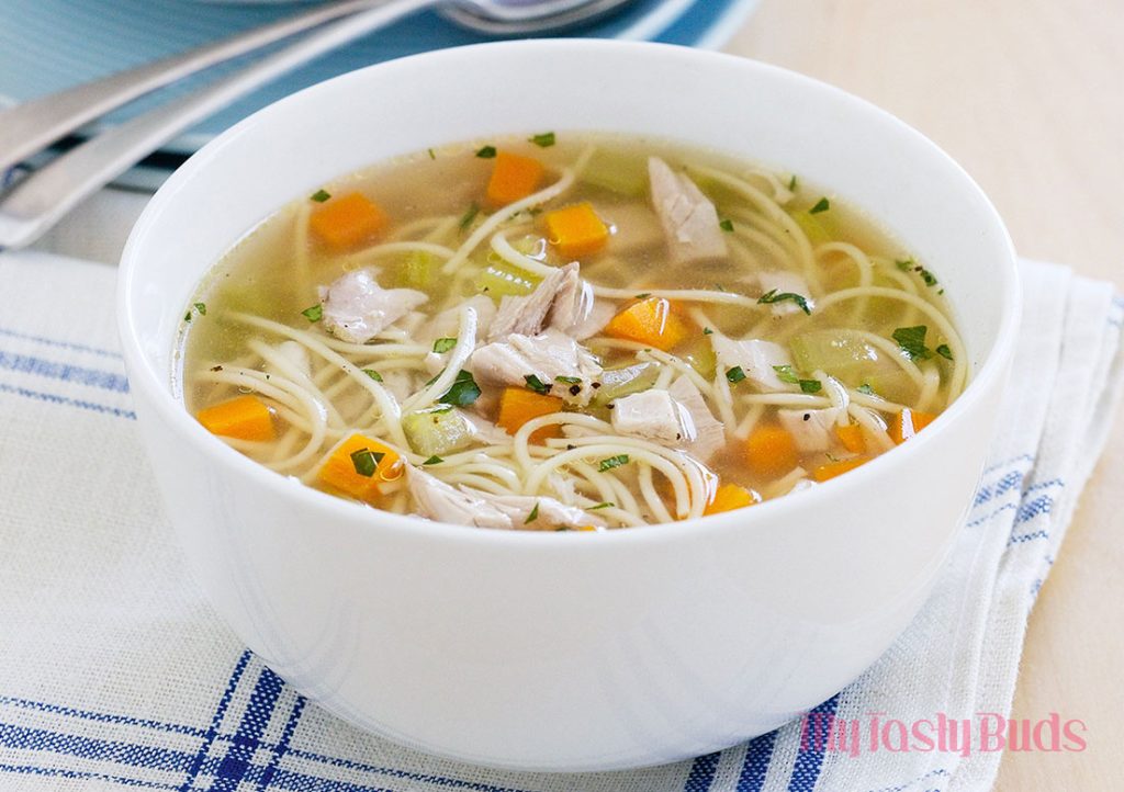 What Goes With Chicken Noodle Soup