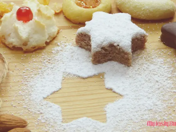 How to Make Powdered Sugar Icing for Cookies
