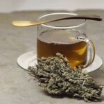 How to Make Mugwort Tea