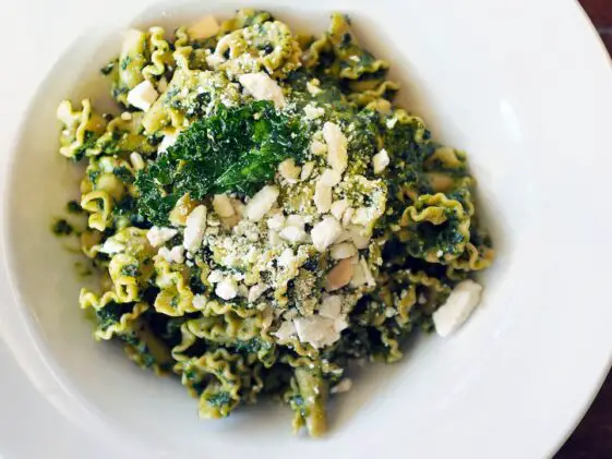 What to Serve With Pesto Pasta