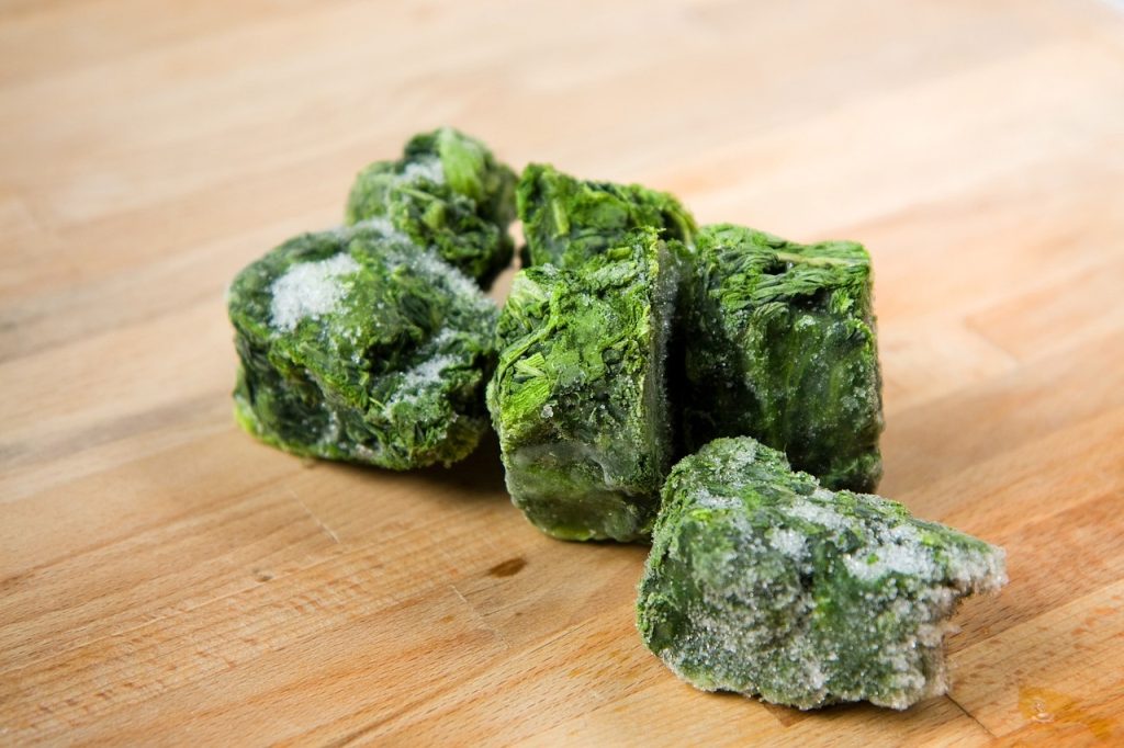 How to Thaw Frozen Spinach